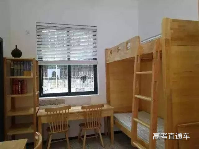 1525152177325472.jpg 08.jpg