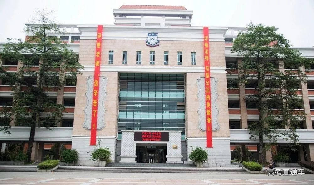 1528811145580584.jpg 阅卷2.jpg