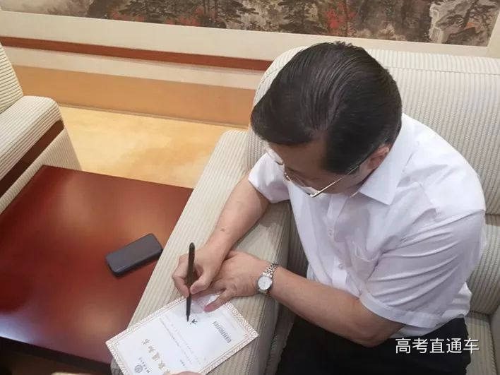 1530956016744786.jpg image005.jpg