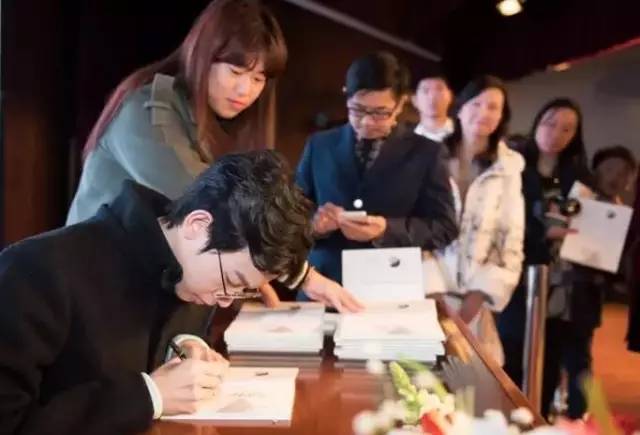 1496886877868711.jpg 00.jpg