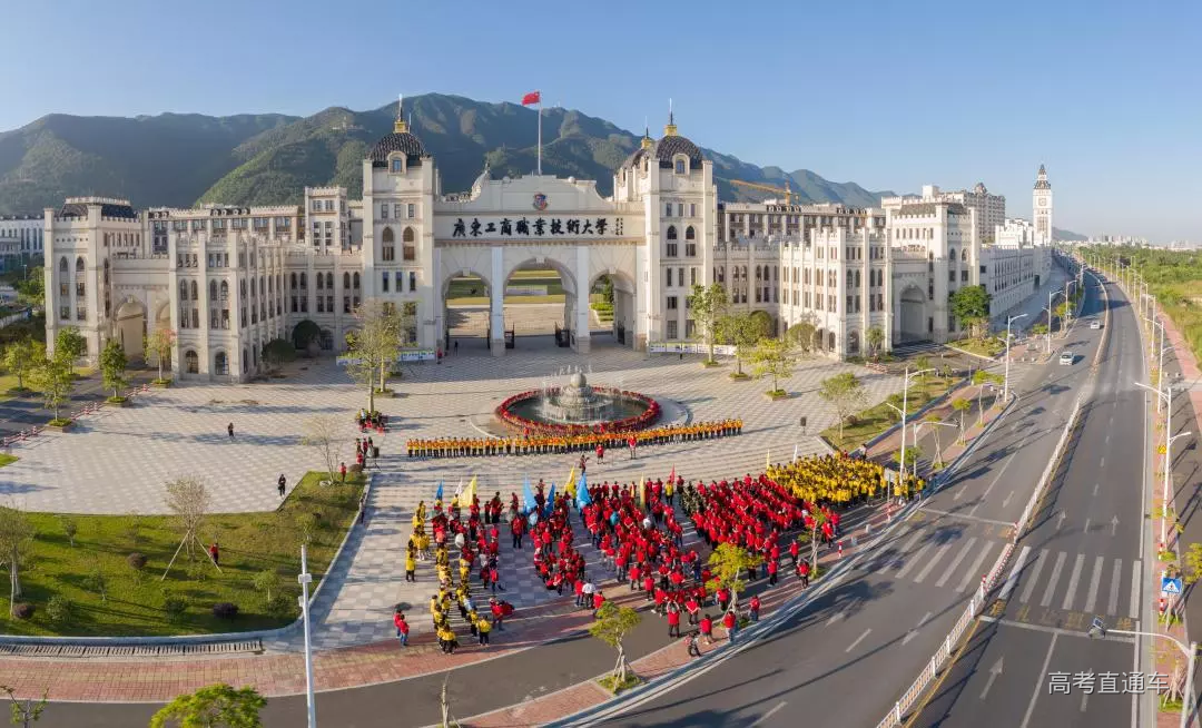 1577412462234358.webp 640 (1).webp