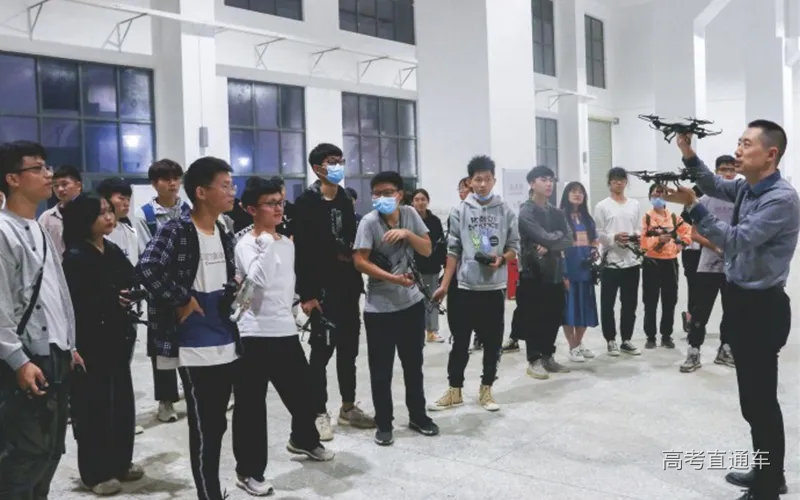 无人机2.jpg 图片