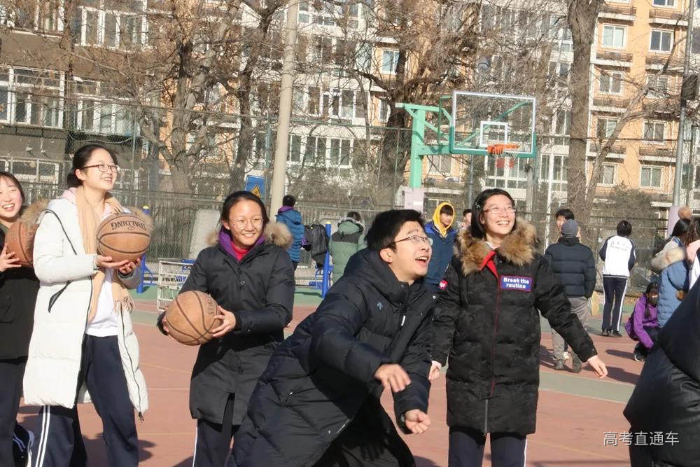 体育嘉年华-篮球(央广网发 清华附中供图)