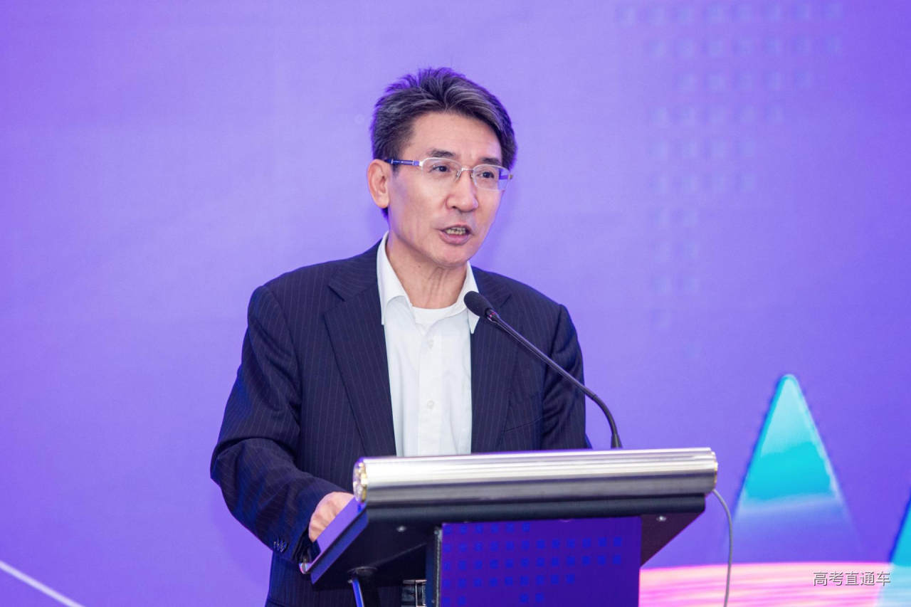 南方科技大学与罗湖区人民政府签订战略合作协议