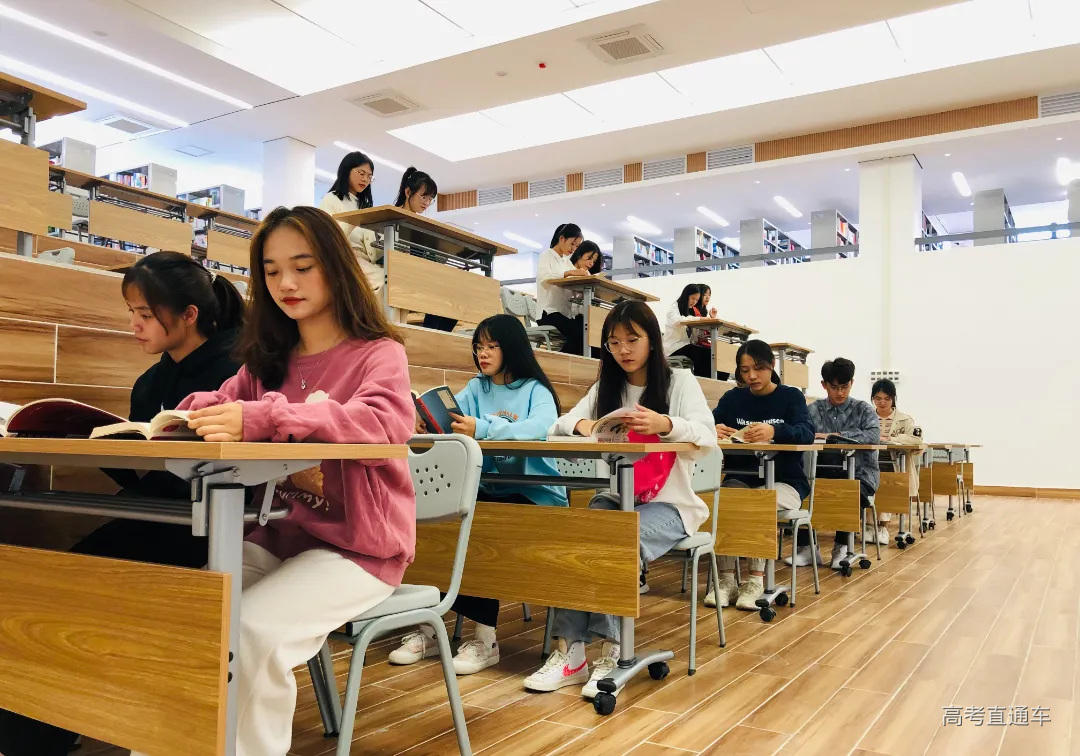 图书馆.jpg 图片