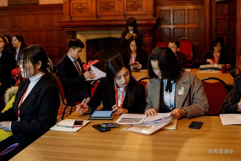 1686929305188174.jpg 1686929305188174.jpg